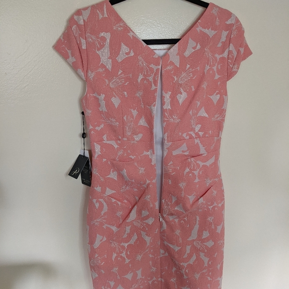 Adrianna Papell Size 8 Hibiscus Jacquard Draped Dress - Picture 7 of 10